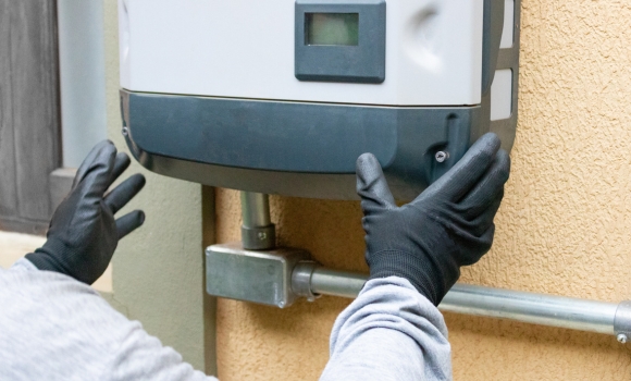 How much to replace string inverters