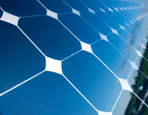 What are hybrid solar panels